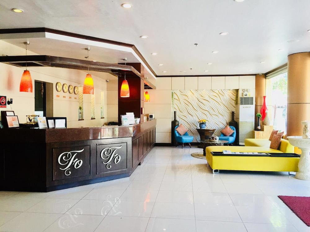 Fuente Oro Business Suites Cebu Powered By Cocotel Zewnętrze zdjęcie